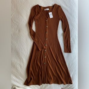 NWT Midi button-up ribbed dress